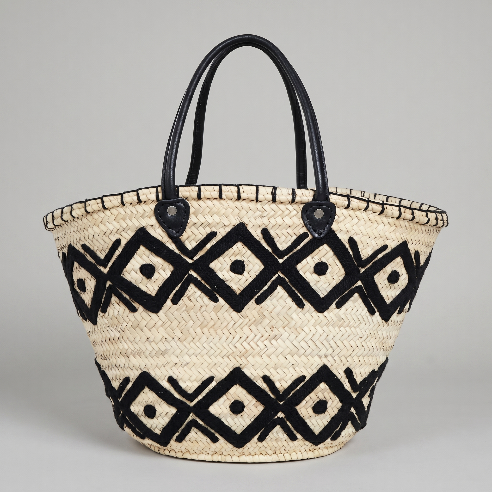 Marrakesh Modern Straw Tote: Black Trim Woven Bag